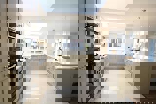 Mornington Shaker Stone & Porcelain