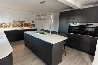 Remo Graphite and Matt White