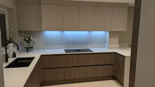 Unity Brown Orleans Oak